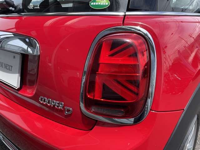 F56 COOPER D (AT)