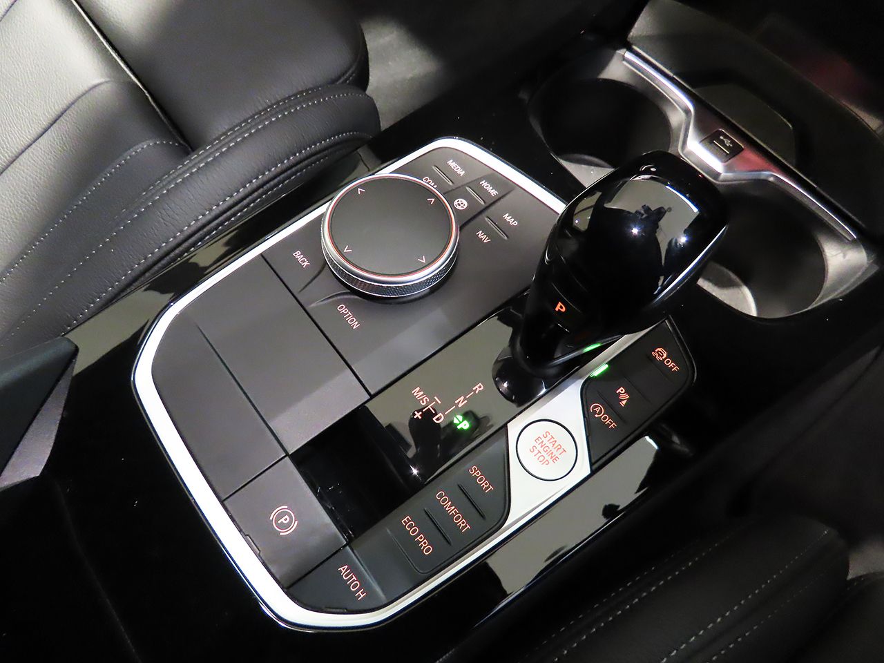 F4* **35i xDrive **** ***** B48 2.0i