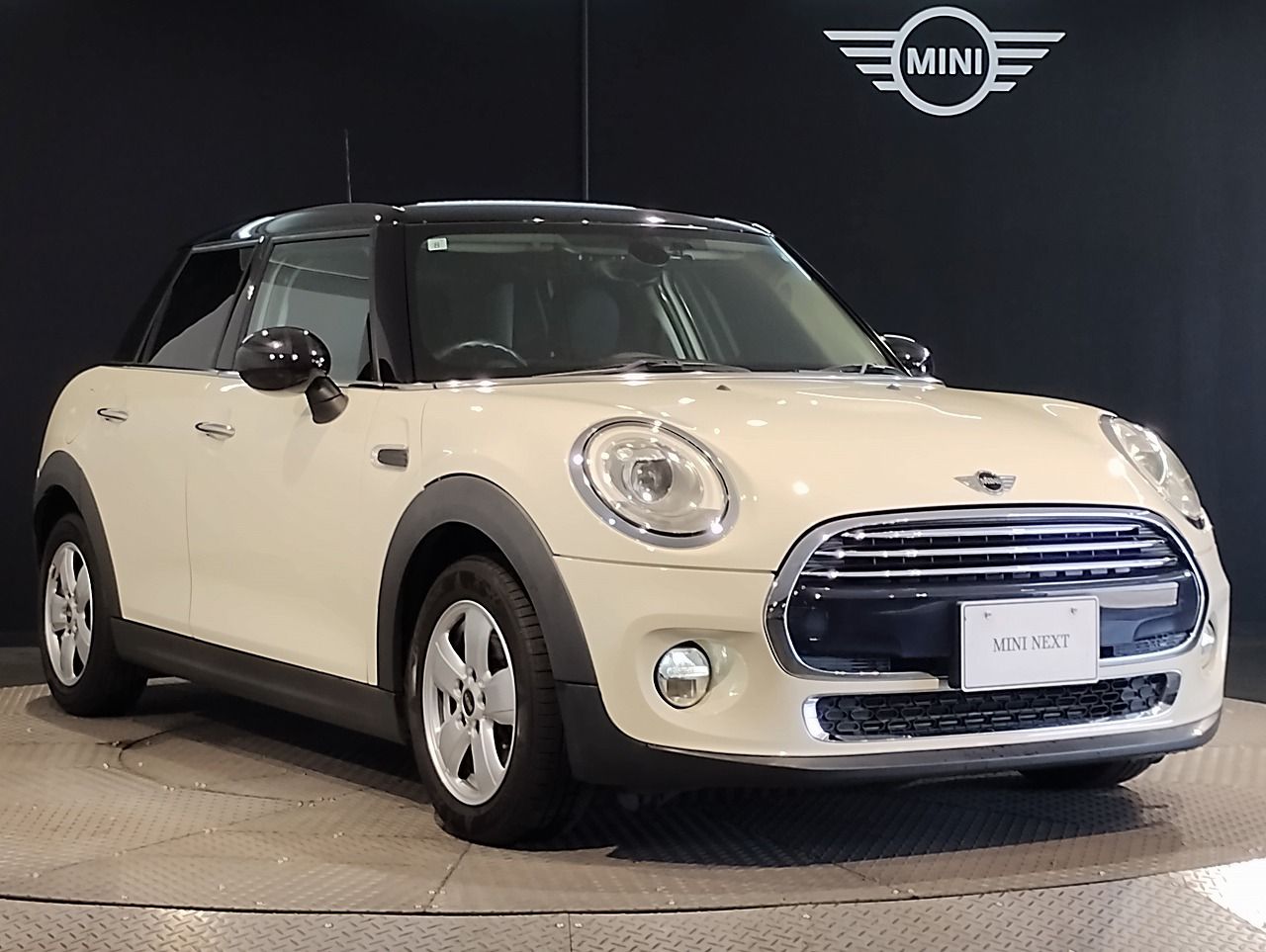 F55 COOPER