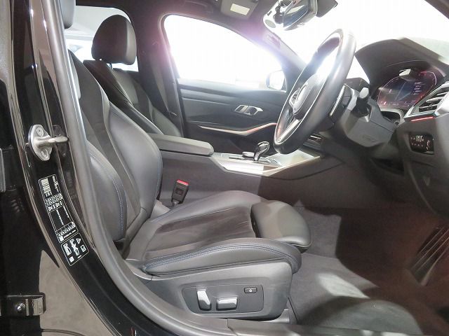 G21 320d xDrive Touring RHD