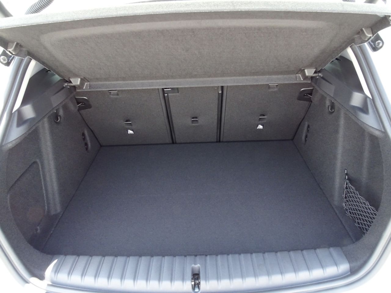 120 Sport Sports Hatch