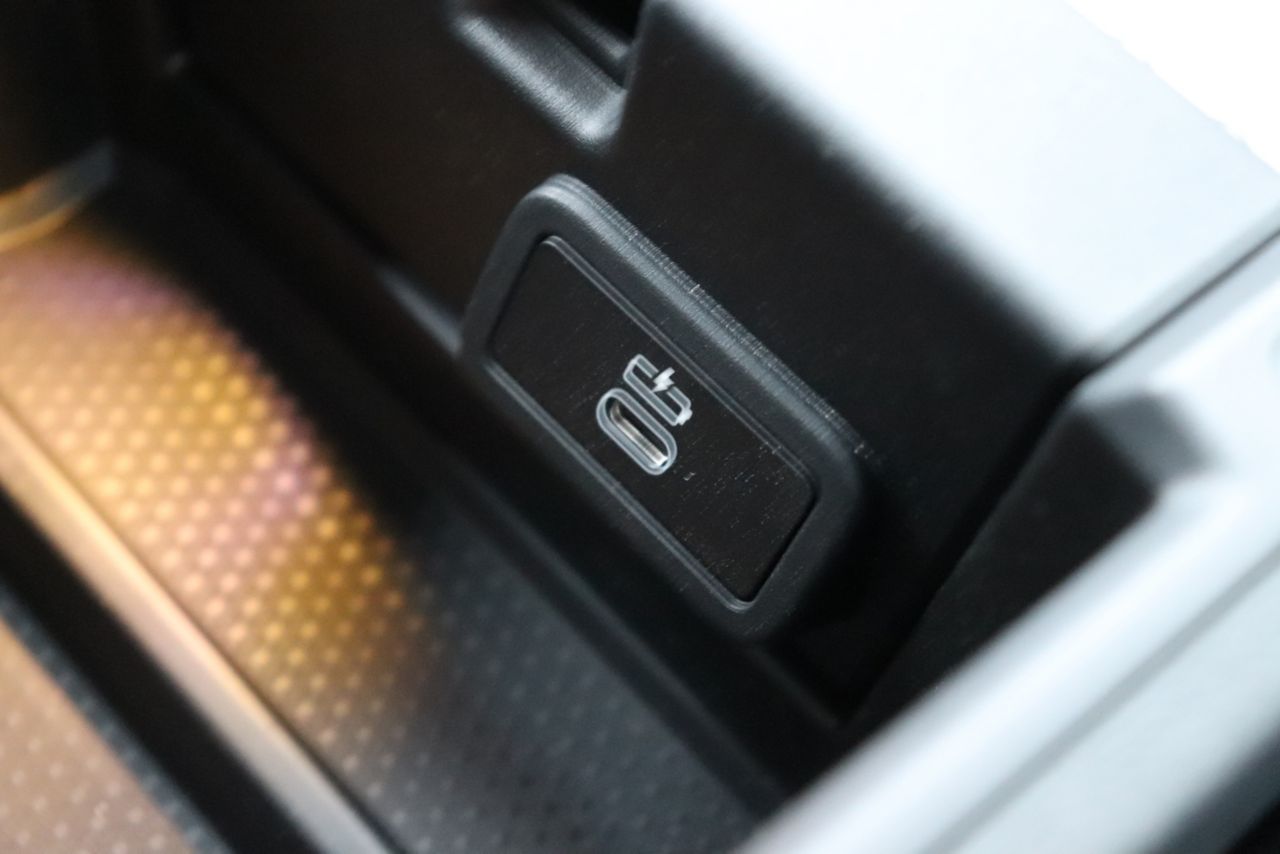G21 320i Touring LCI RHD