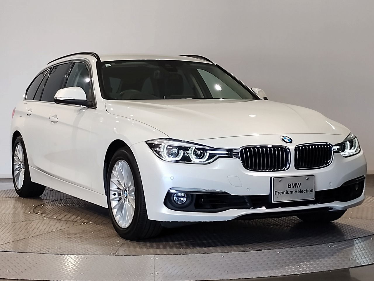318I TOURING RHD