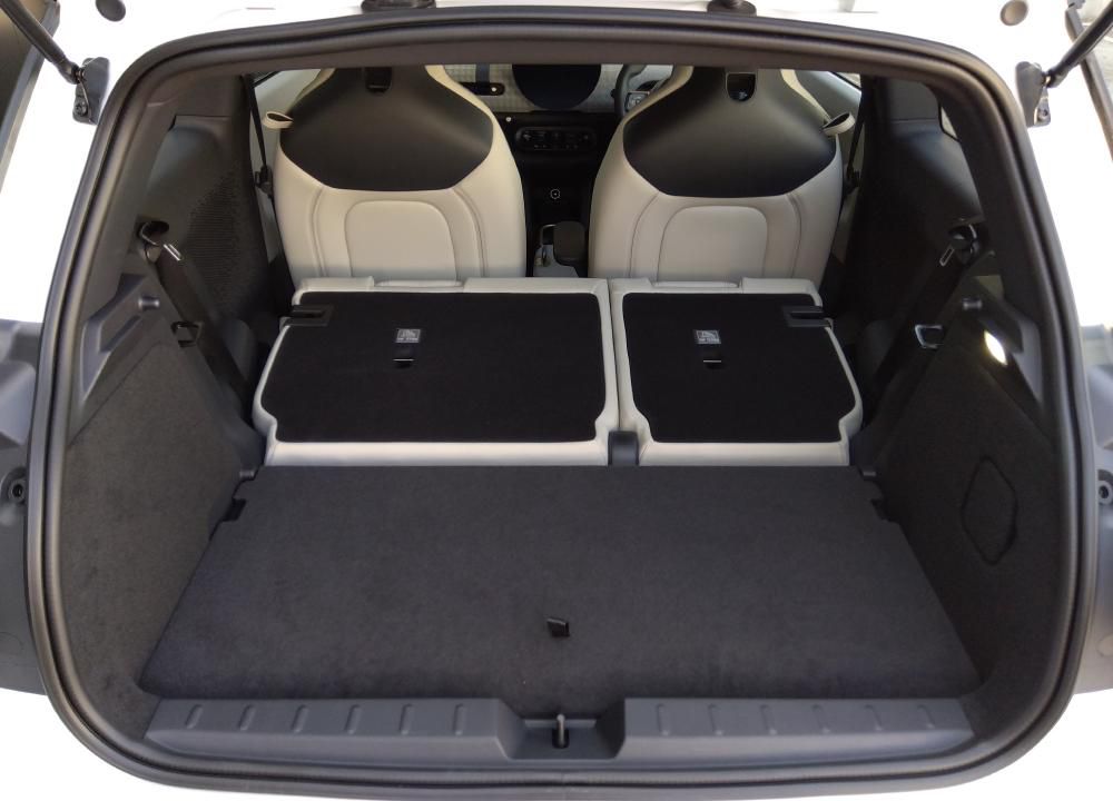 J01 MINI Cooper SE