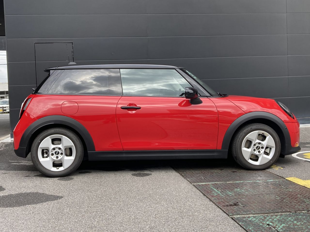 F66 MINI Cooper C 3Dr