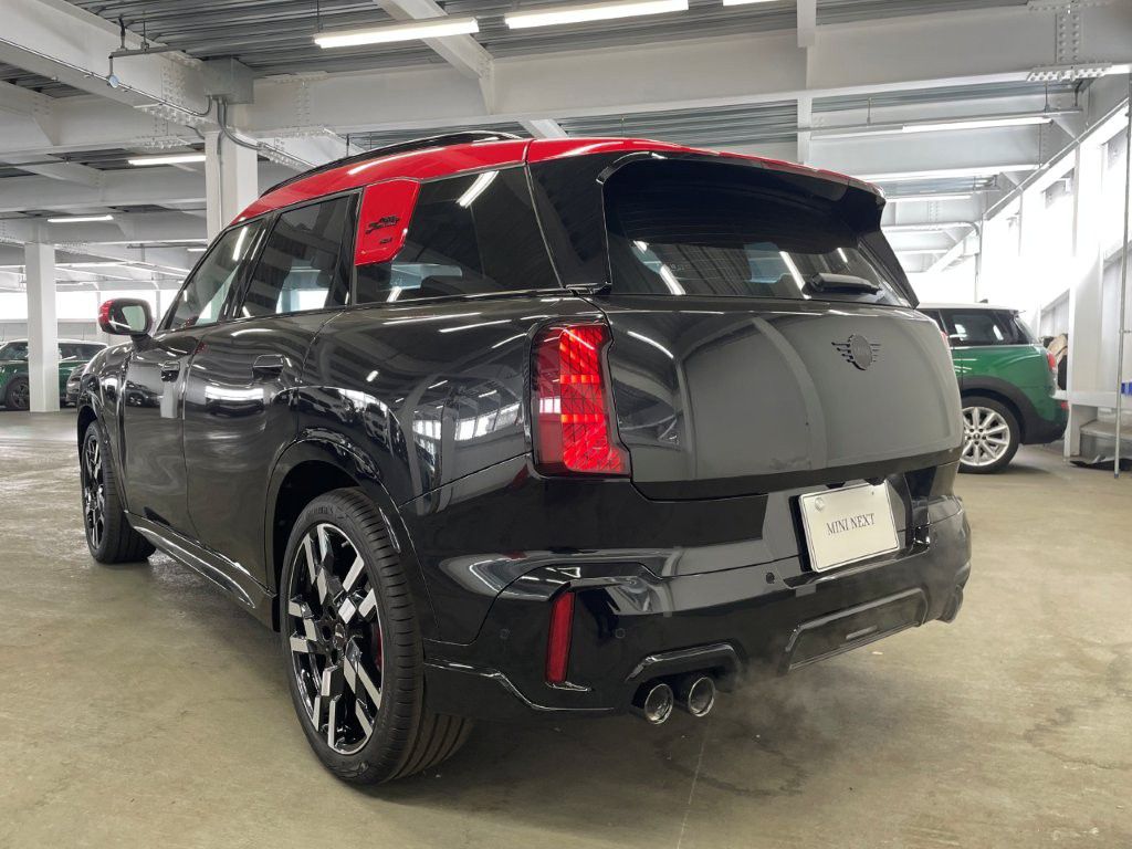 U25 MINI John Cooper Works Countryman ALL4