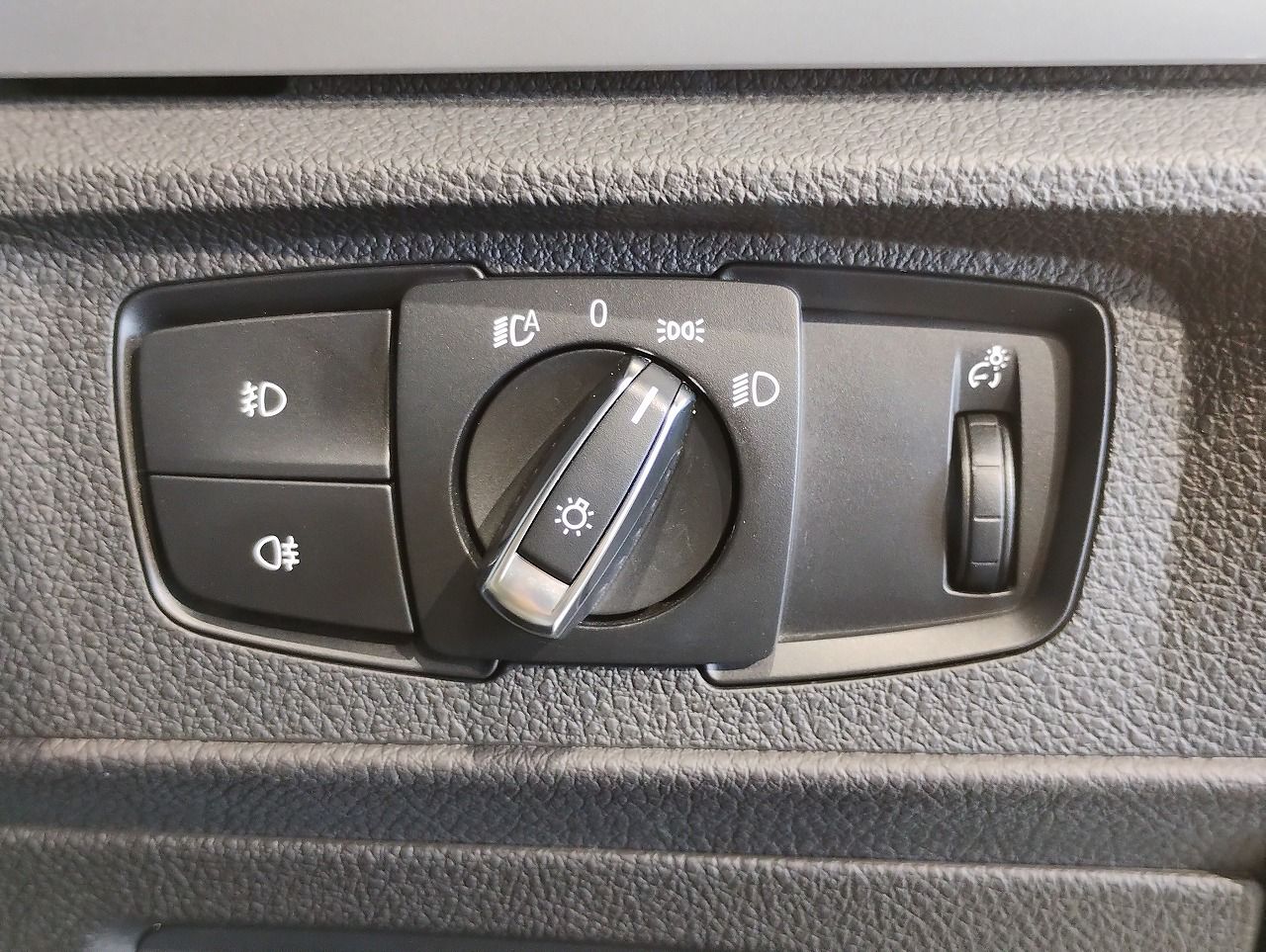 118D 5DOOR RHD