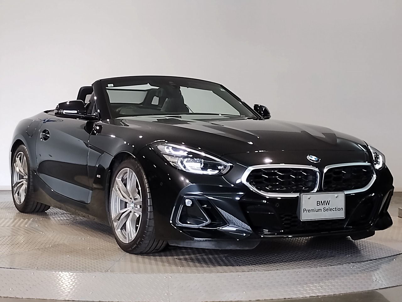 G29 z4 sDrive20i RHD