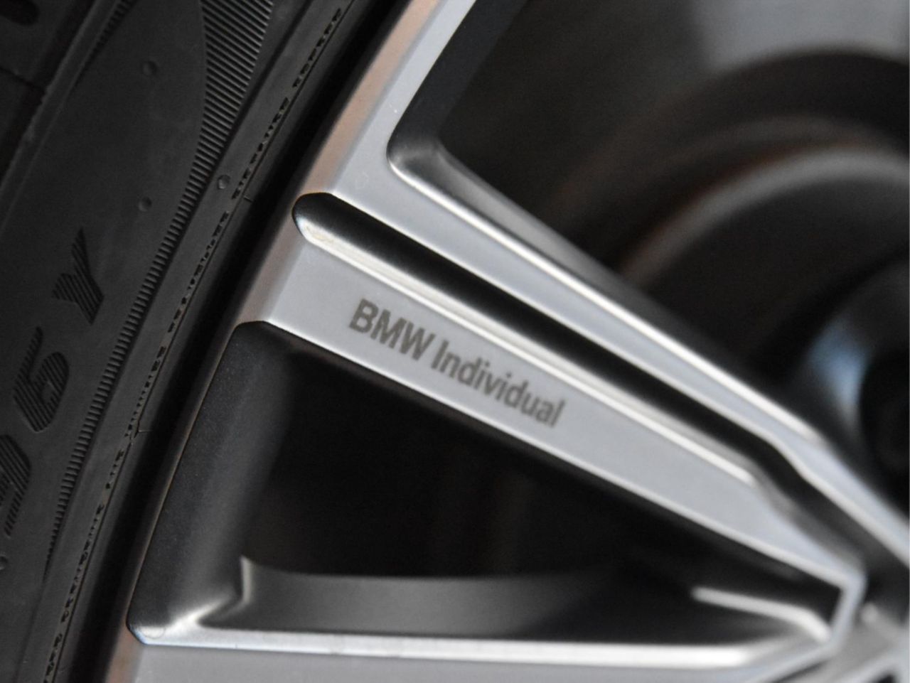 320d xDrive Berline RHD