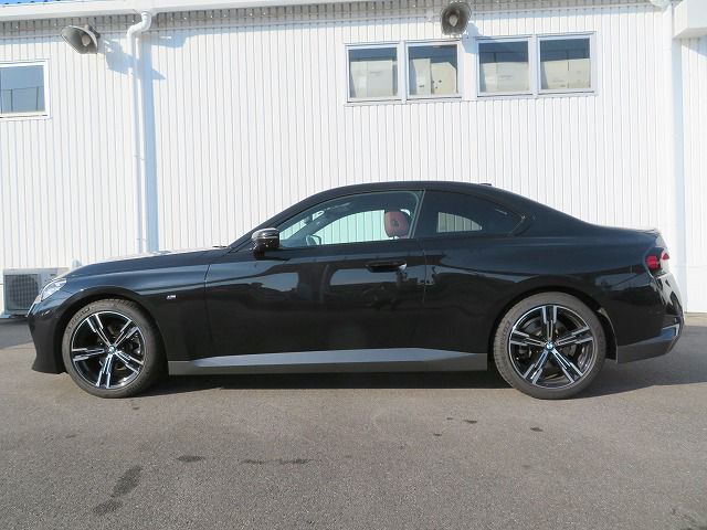 G42 220i Coupe