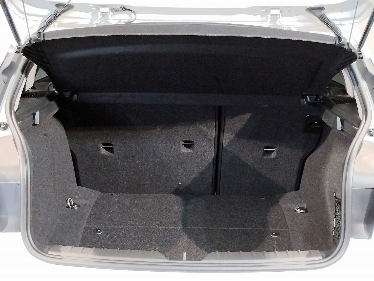 118D 5DOOR RHD