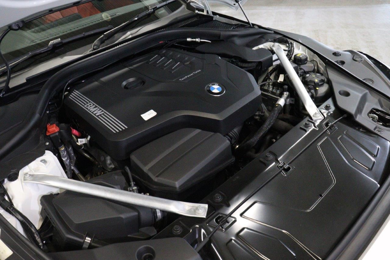 G29 z4 sDrive20i RHD