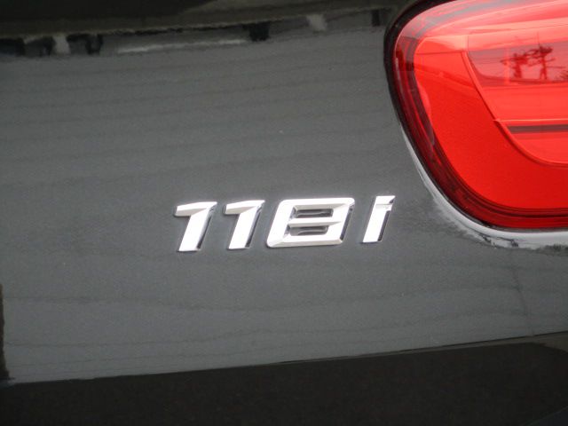 118 5DOOR RHD