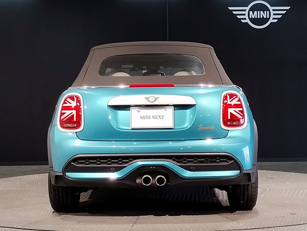 MINI Cooper S Convertible RHD