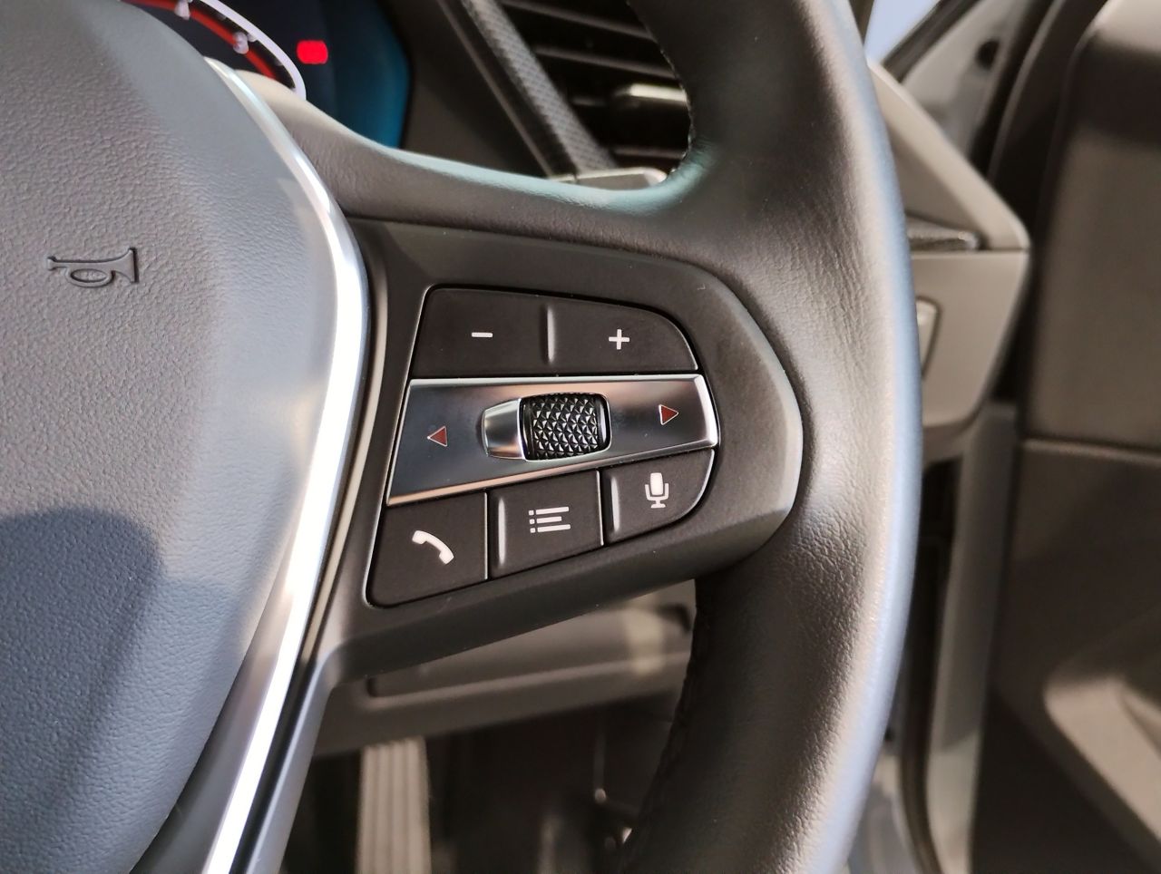 F40 118d Sports Hatch 5-door B47 2.0d