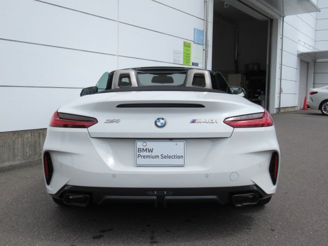 G29 Z4 M40i RHD