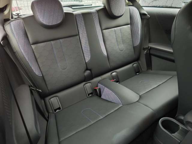 F66 MINI Cooper C 3Dr