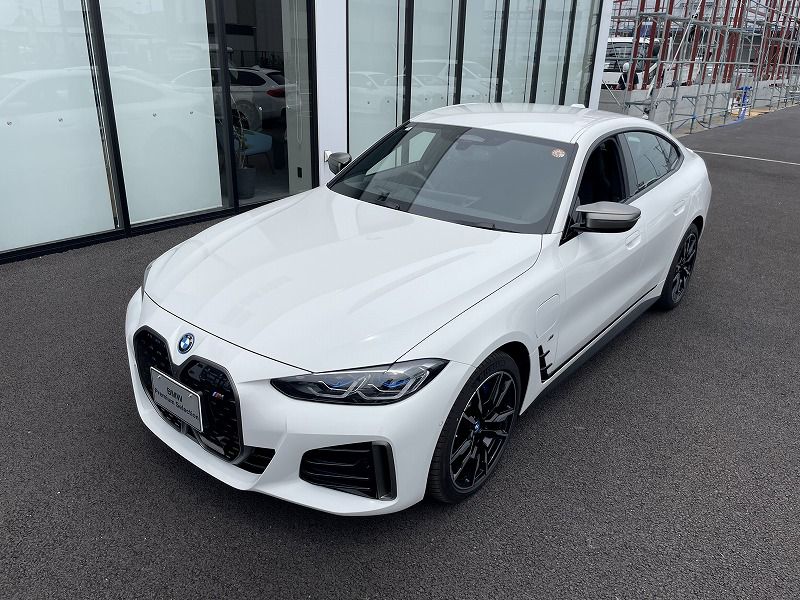 G26 i4 M50 RHD