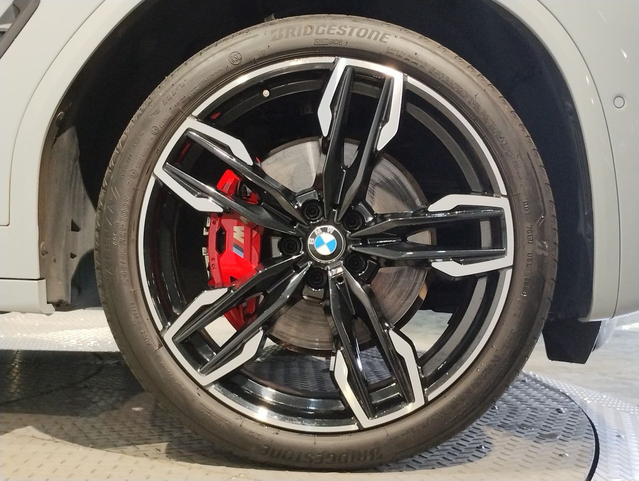 G01 X3 M40d RHD LCI ZA