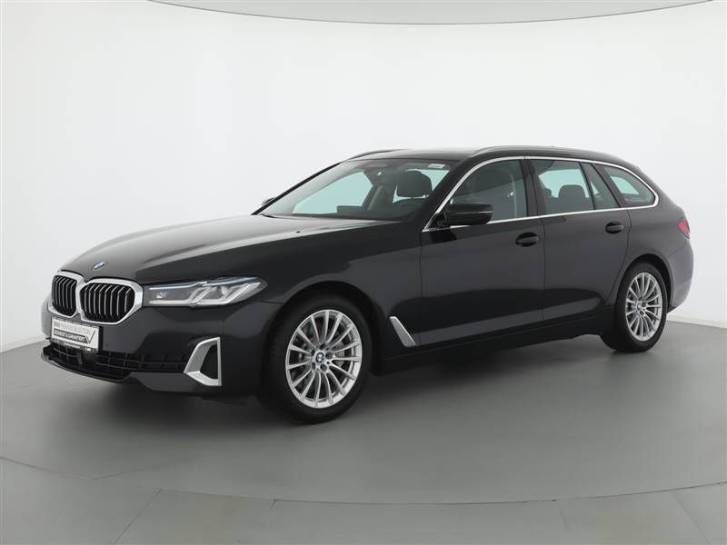 530i xDrive Touring Luxury Line