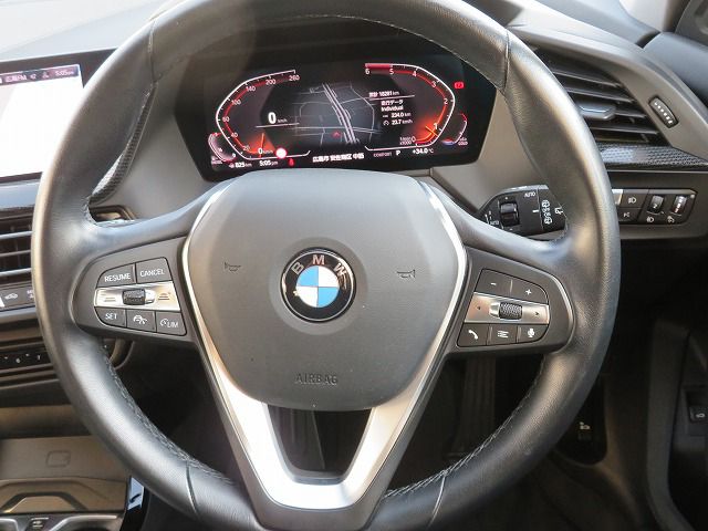 F40 118d Sports Hatch 5-door B47 2.0d