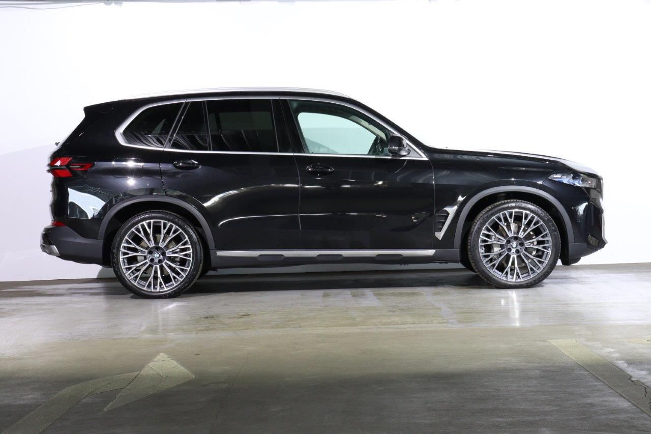X5 xDrive30d RHD