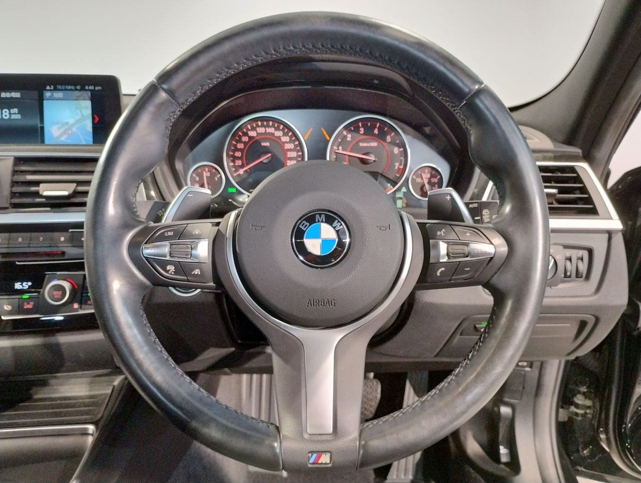 320I TOURING RHD