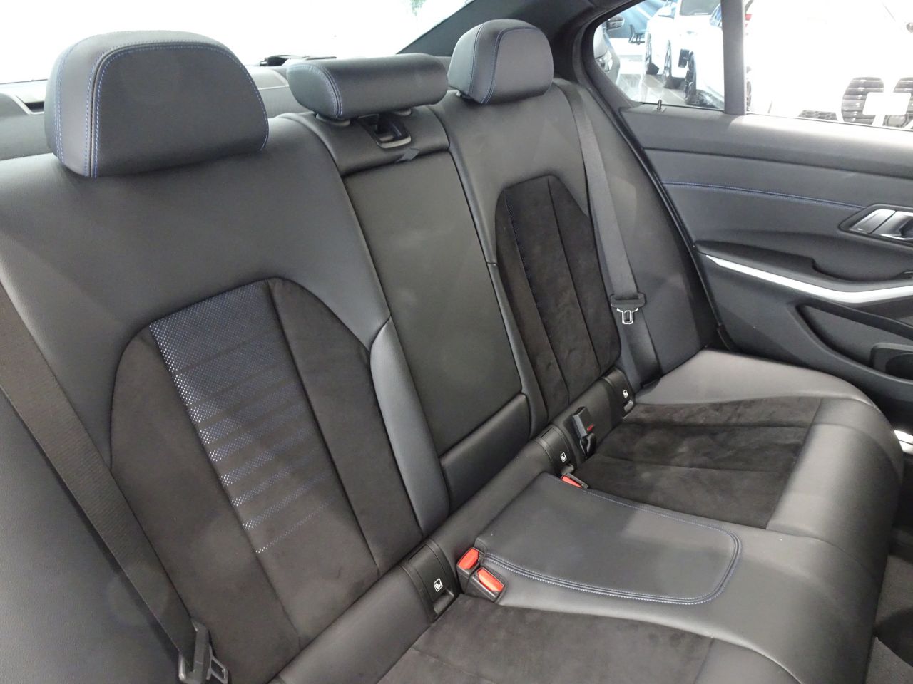 G20 320i Saloon RHD TU