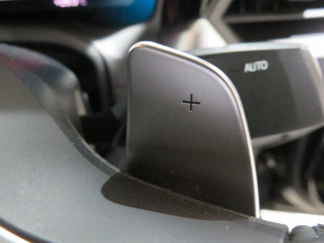 G20 320i Saloon RHD TU