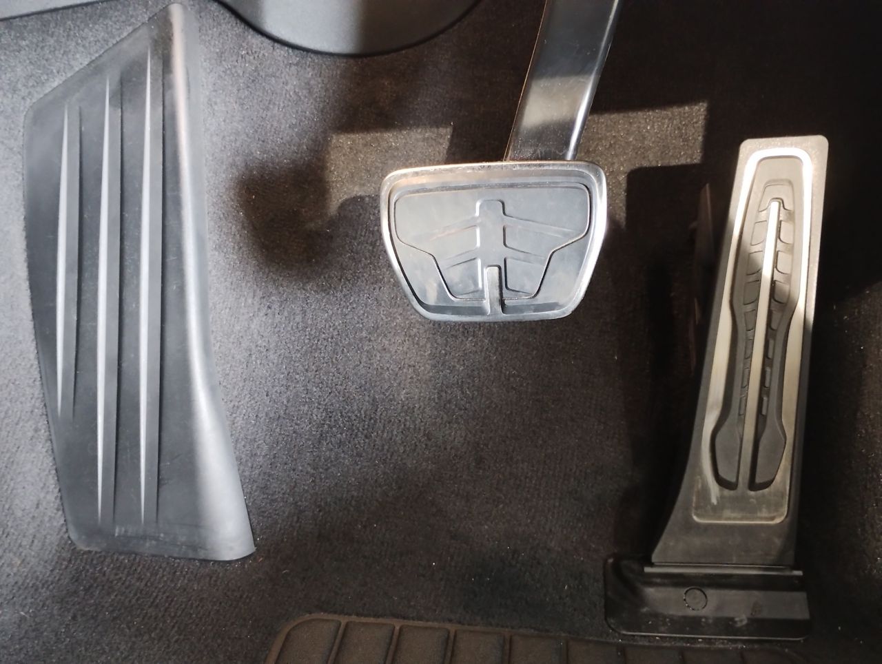 G21 320i Touring LCI RHD