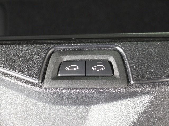 X5 xDrive30d RHD