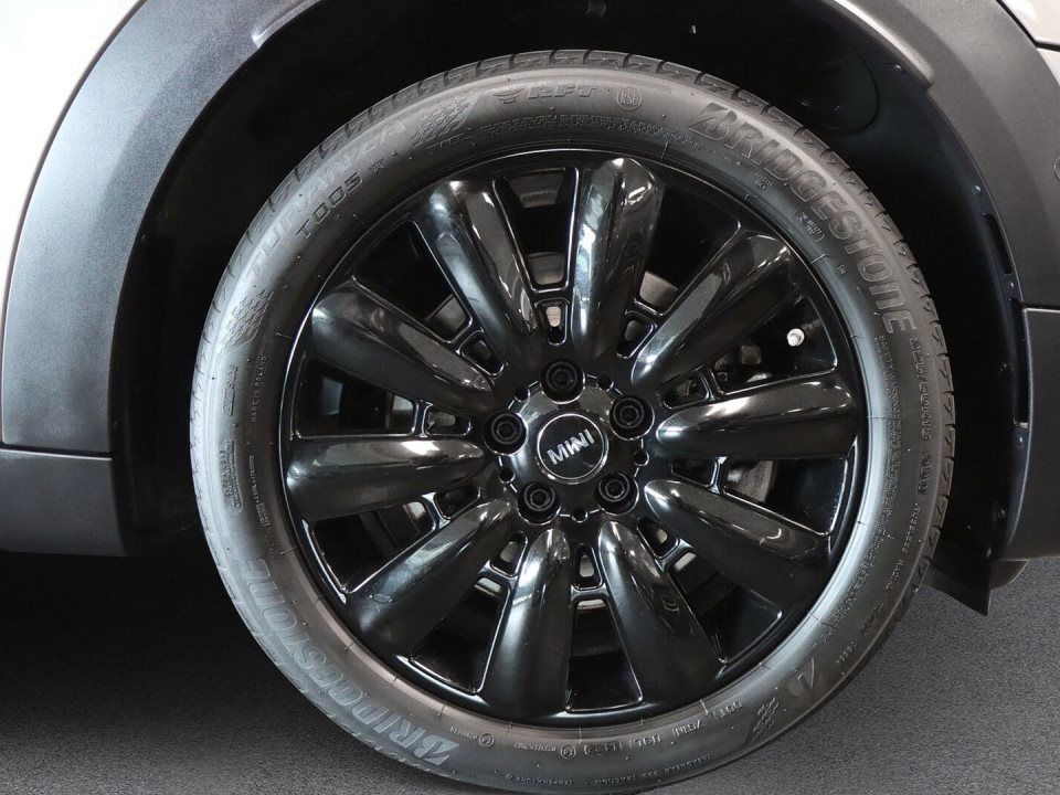 MINI Cooper SE