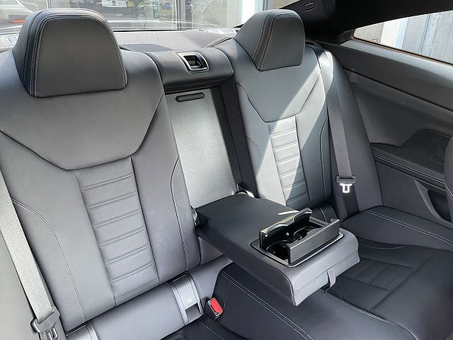 G22 420i B48 2.0 RHD