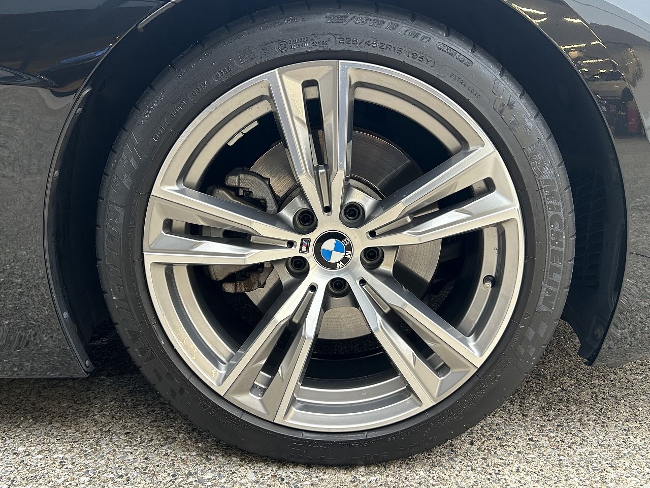 G29 z4 sDrive20i RHD