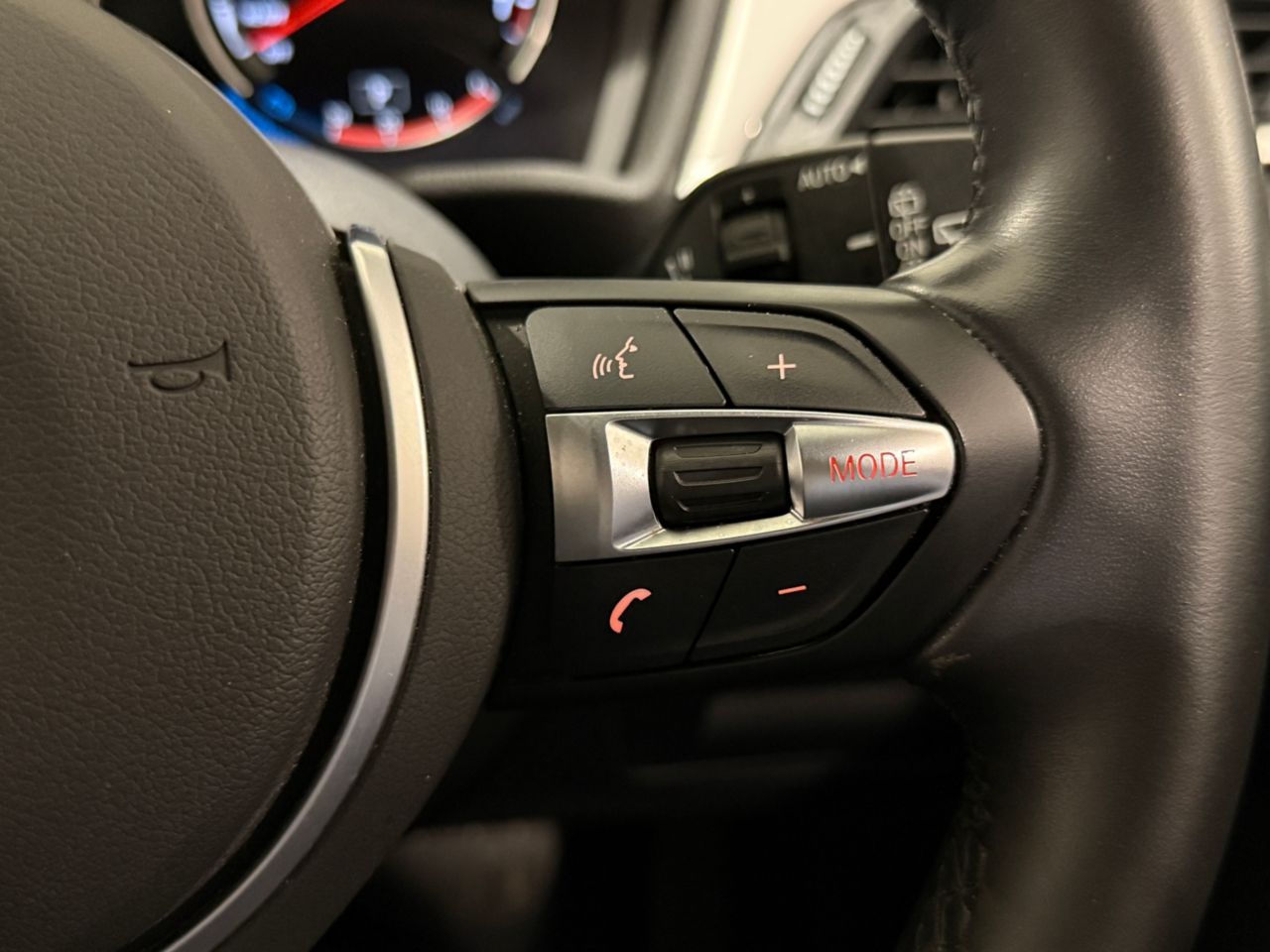 X1 sDrive18i RHD