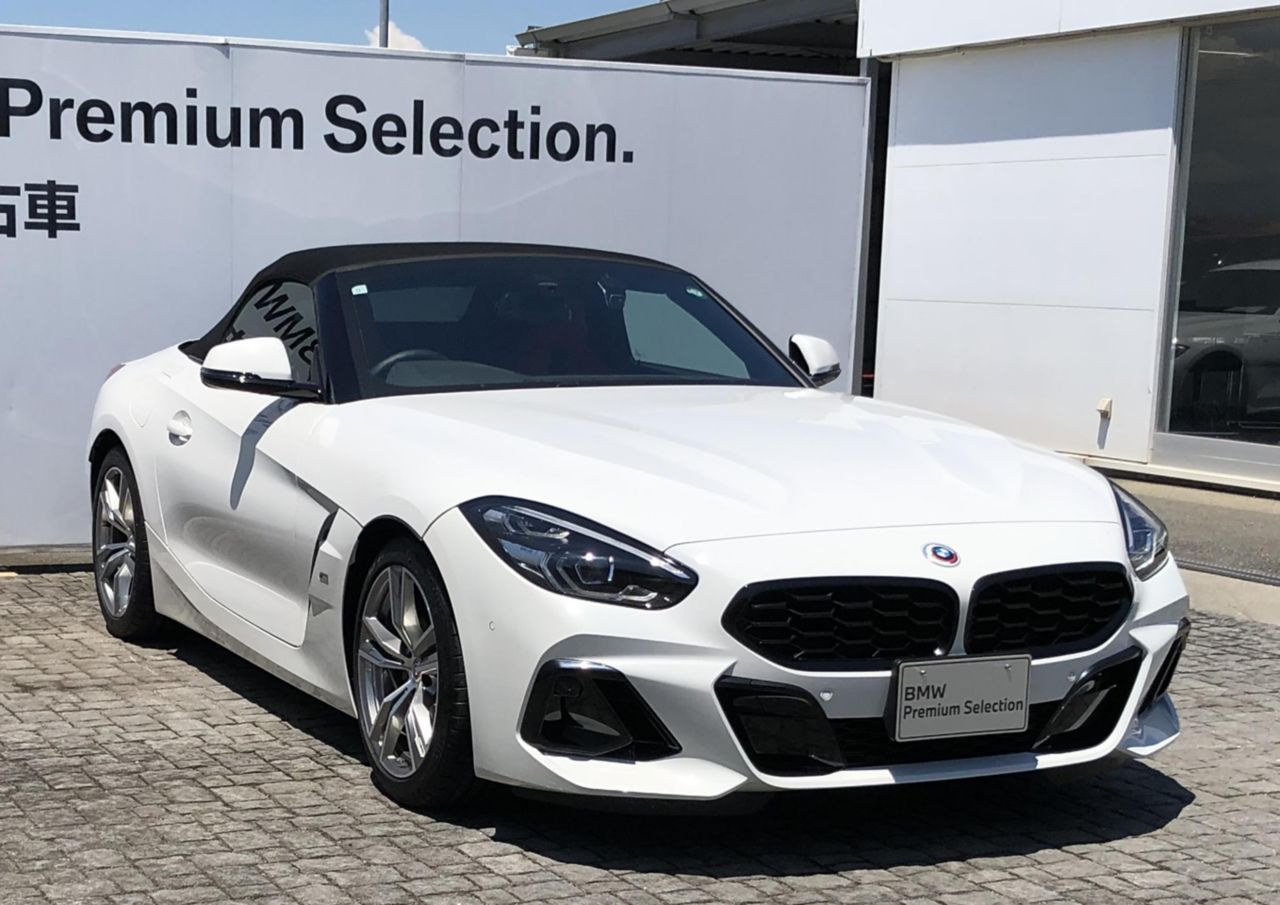 G29 z4 sDrive20i RHD