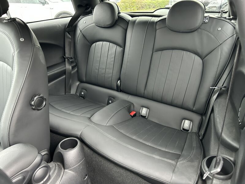 MINI Cooper SE
