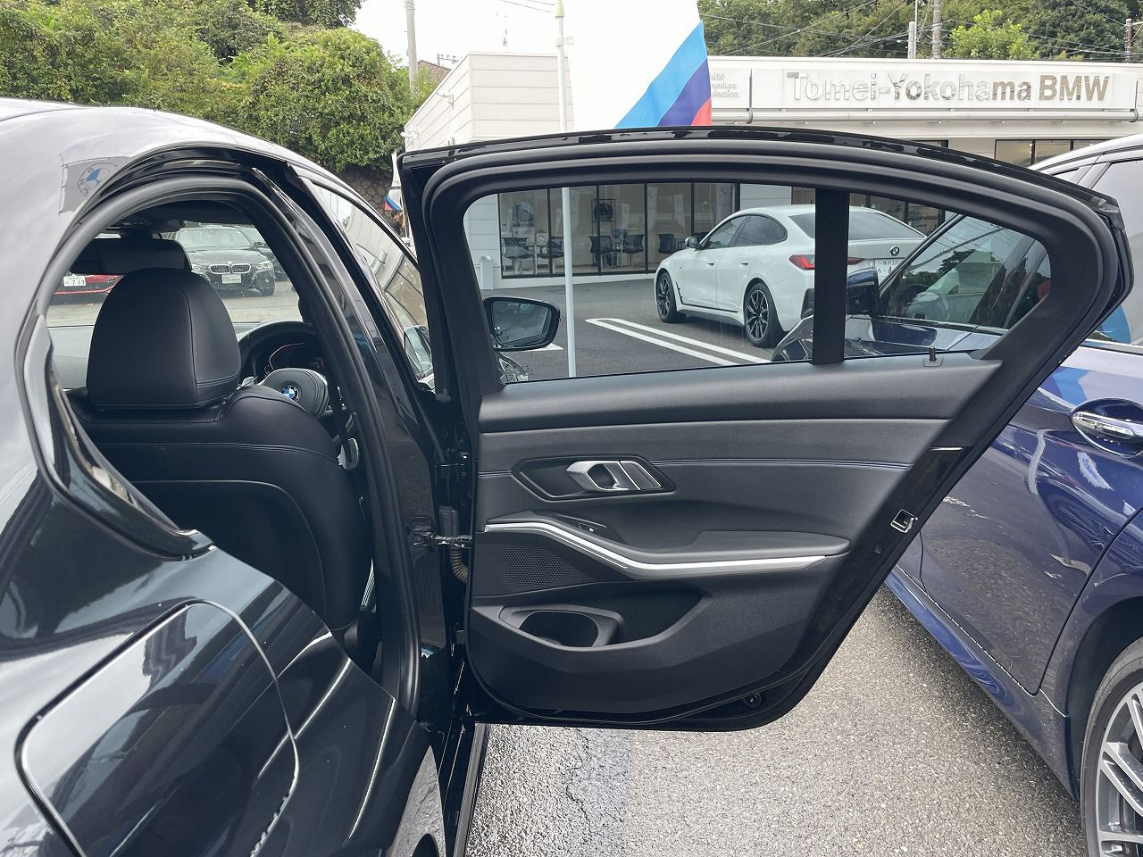 G20 320d xDrive RHD Saloon