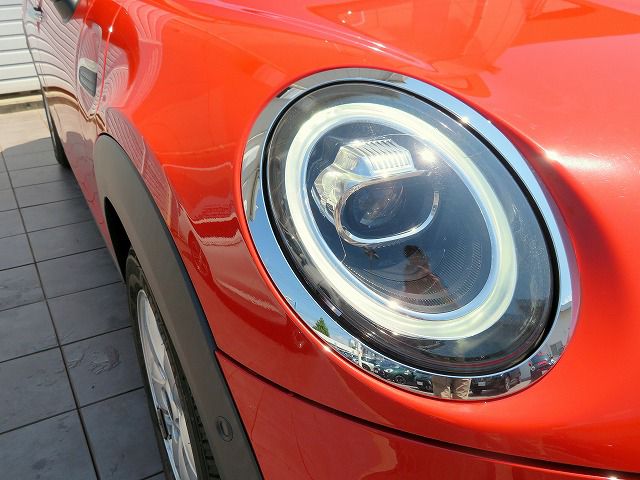 F55 COOPER D (AT)