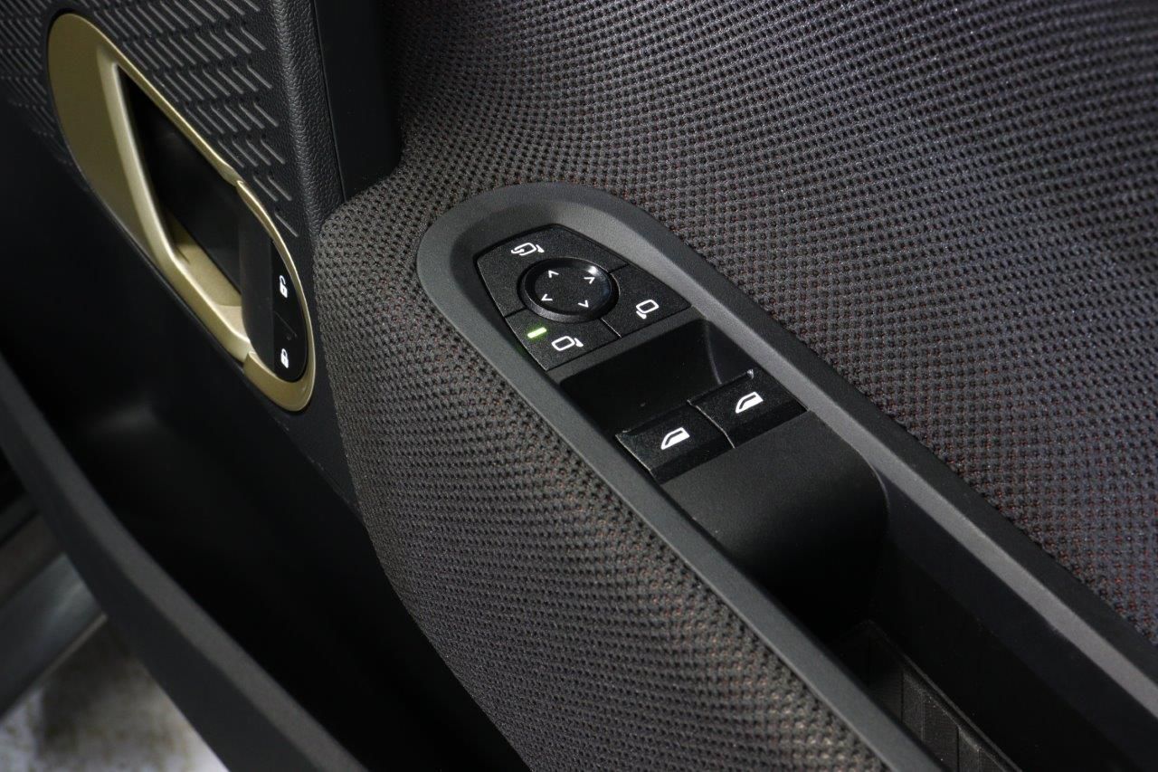 J01 MINI John Cooper Works Electric