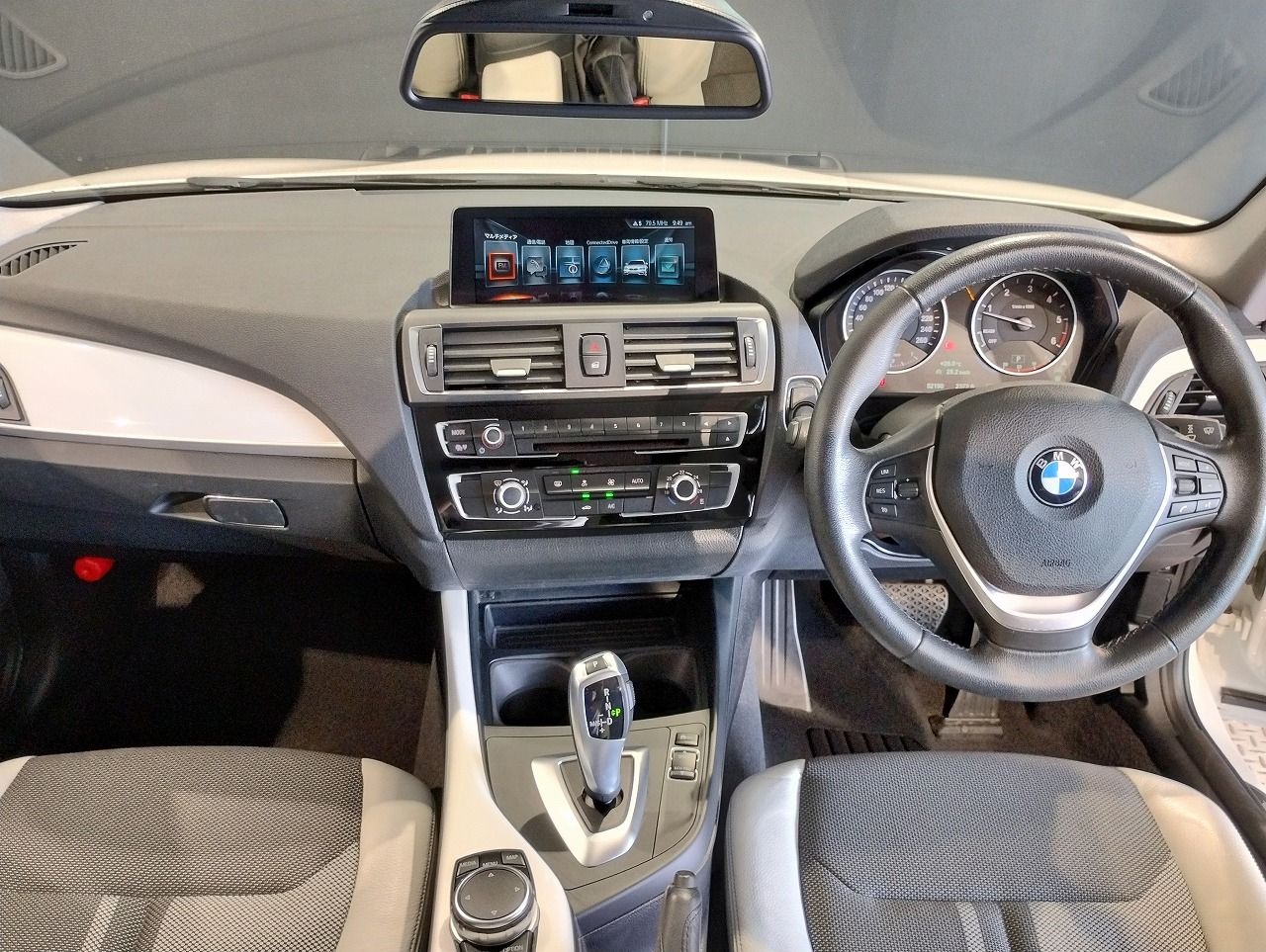 118D 5DOOR RHD