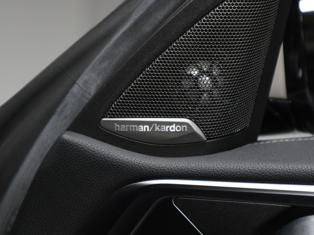 G23 M440i xDrive Convertible RHD