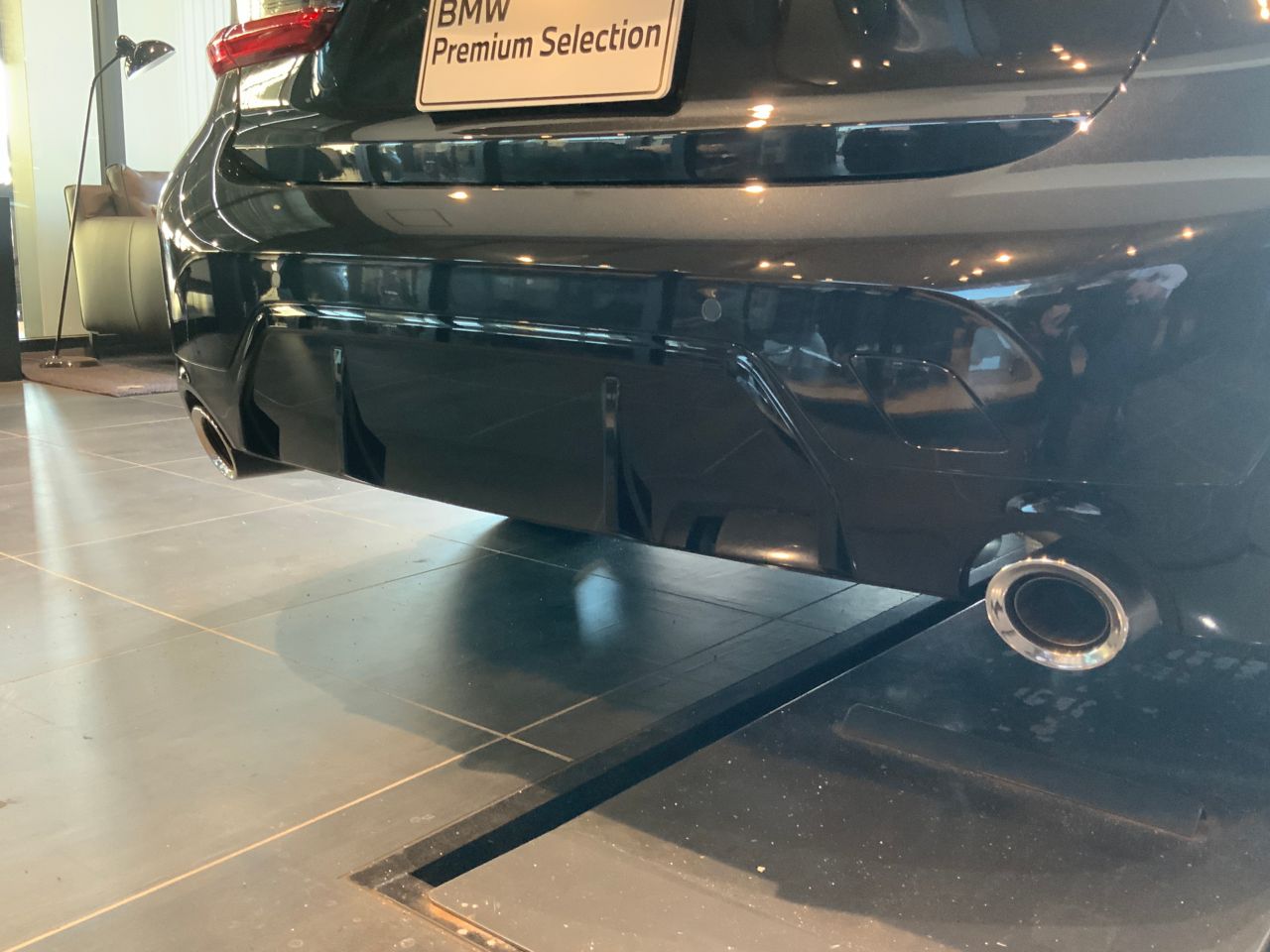 320d xDrive Berline RHD