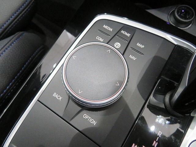 F40 118d Sports Hatch 5-door B47 2.0d