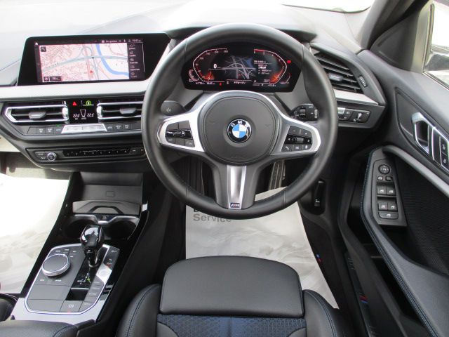 F40 118d Sports Hatch 5-door B47 2.0d