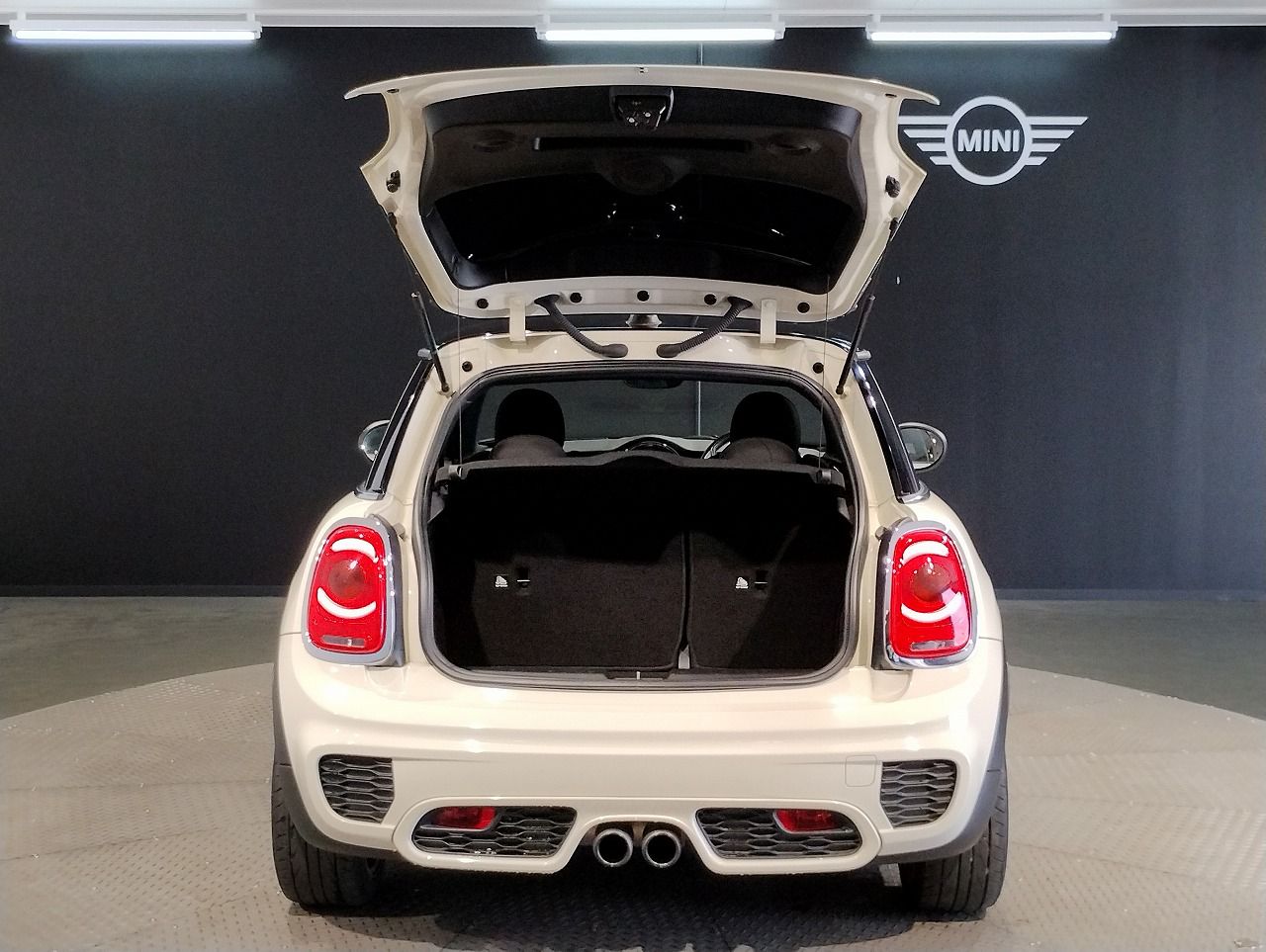 F56 MINI COOPER S