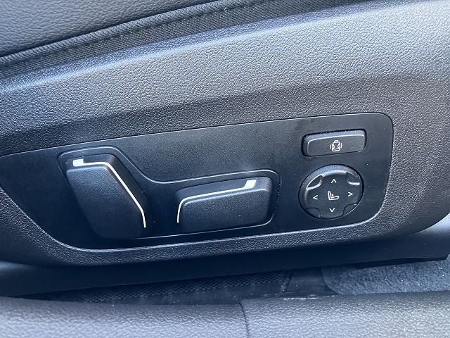 G20 320i Saloon LCI RHD MX