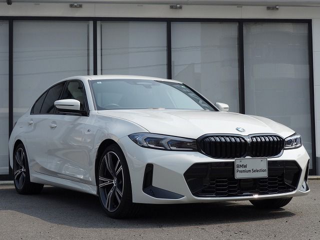320d xDrive Berline RHD