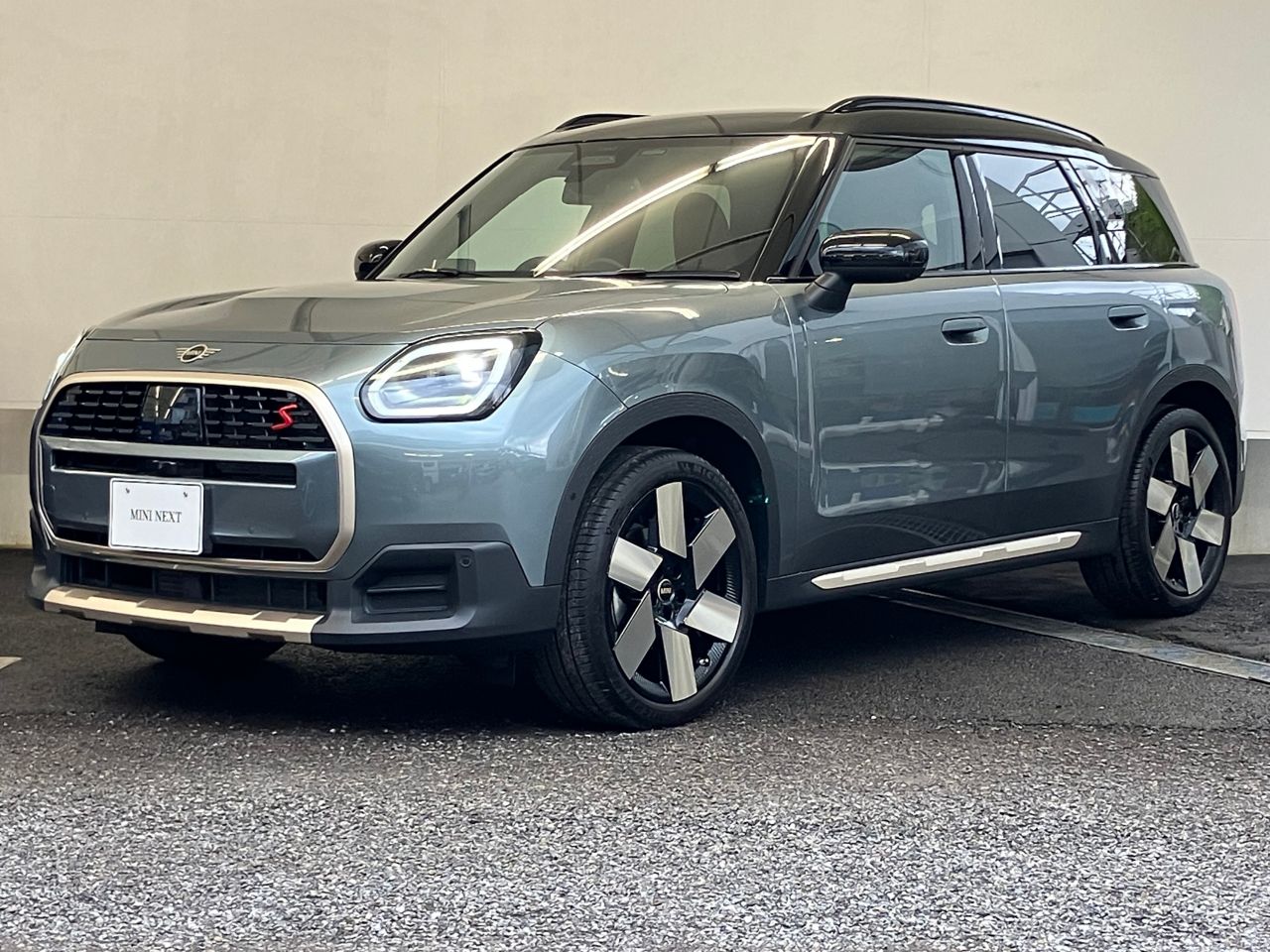 THE NEW MINI COUNTRYMAN S ALL4