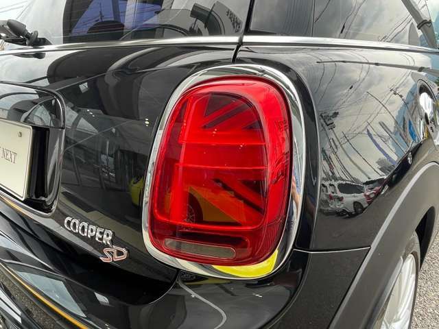 F56 COOPER S D(AT)